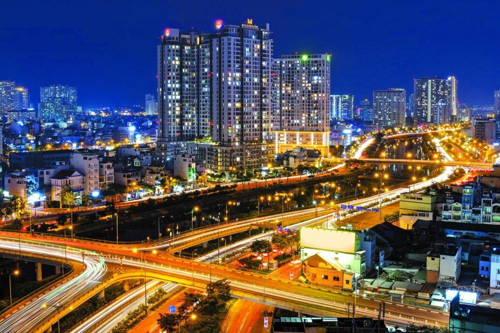 The Has 2 Bedrooms, 2 Bathrooms, 1 Kitchen, 1 Living Room, 1 Laundry Room, 1 Balcony, 1 Swimming Pool - District 7 Ho Chi Minh City