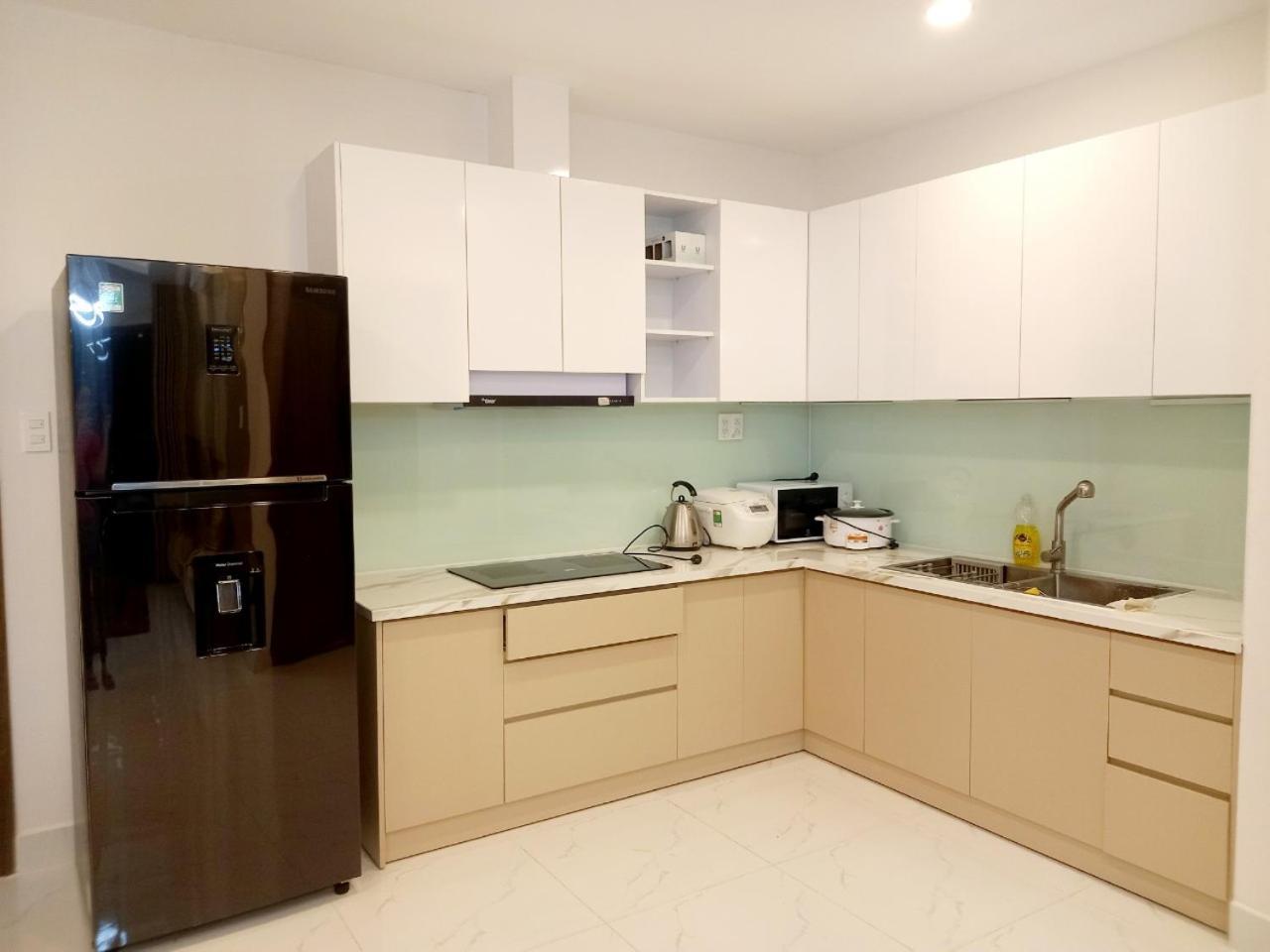 The Has 2 Bedrooms, 2 Bathrooms, 1 Kitchen, 1 Living Room, 1 Laundry Room, 1 Balcony, 1 Swimming Pool - District 7 Ho Chi Minh City